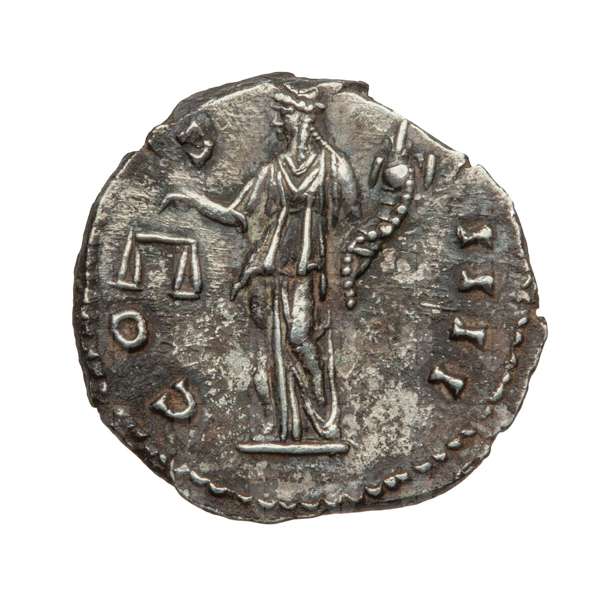 https://catalogomusei.comune.trieste.it/samira/resource/image/reperti-archeologici/Roma 688 R Antonino Pio.jpg?token=65e6c33d3e90e